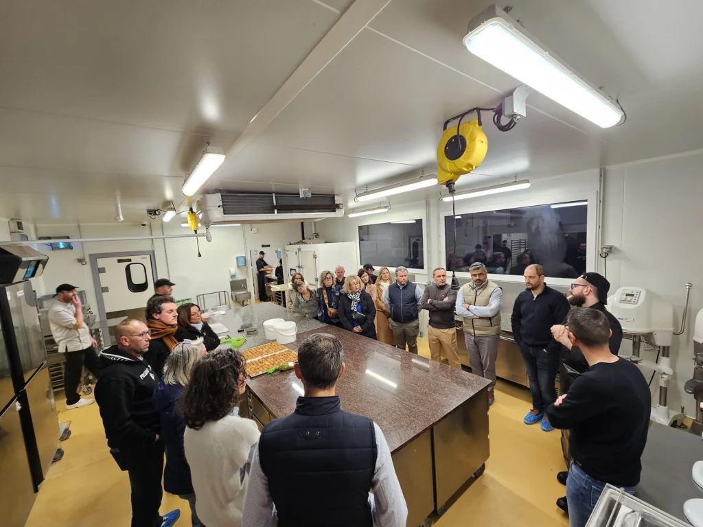 Le CB2 en visite de l'entreprise "Le Petit Prince"